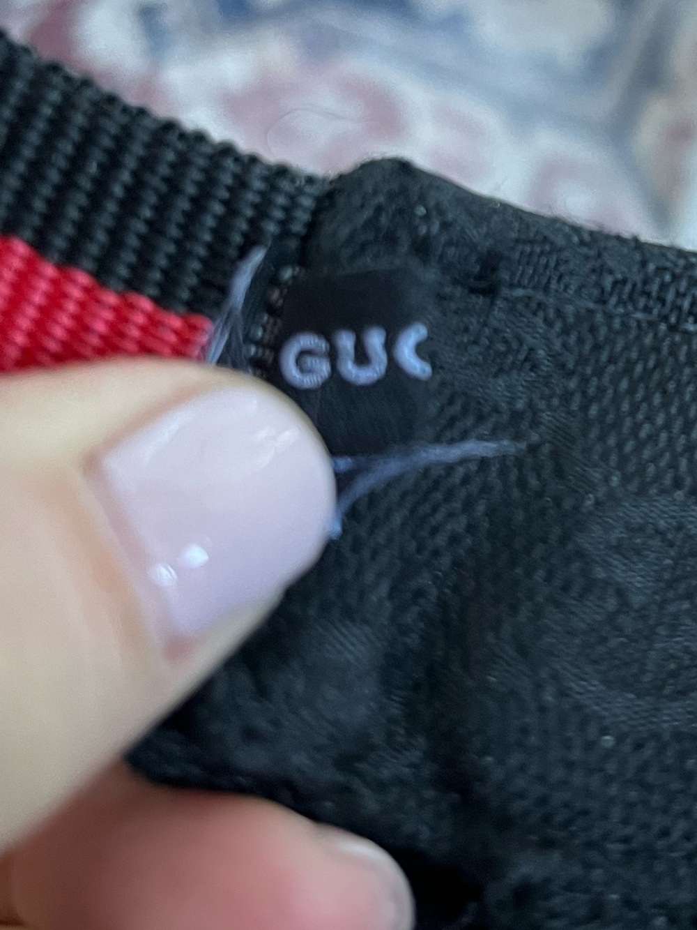 Gucci Black GG Monogram Visor Hat Red Green Stripe Adjustable - Picture 6 of 7
